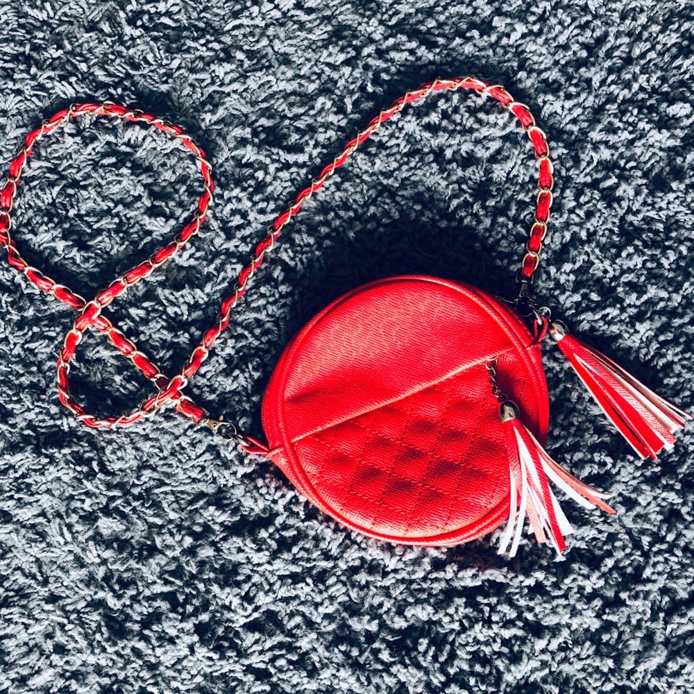 ❌SOLD Cute crossbody red round 2-1 bag